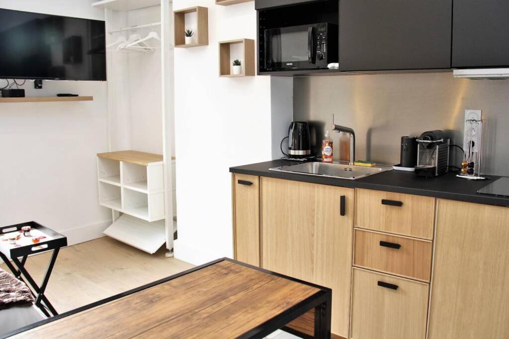 L'Escapade de Lyon, Charpennes, Jacuzzi et Emplacement idéal Appartamento Villeurbanne Esterno foto